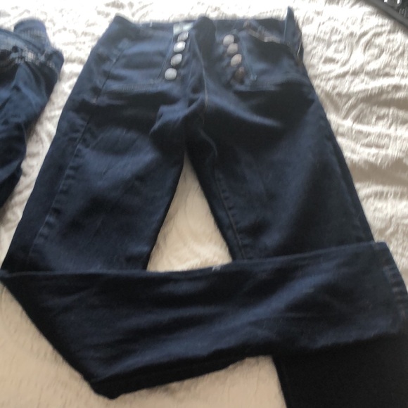 Ladies Eighty Two Jeans - Picture 2 of 3